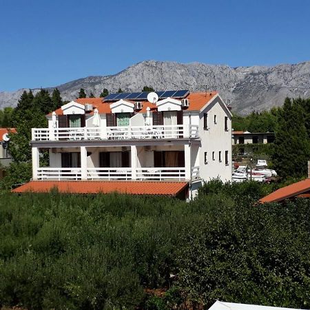Apartments Ida Сучюрай Екстер'єр фото